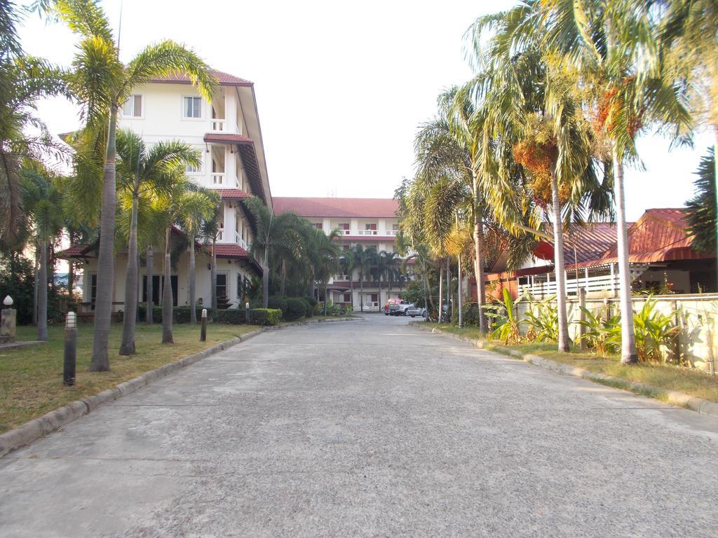 Hotel A.P.Garden Kalasin Exterior foto