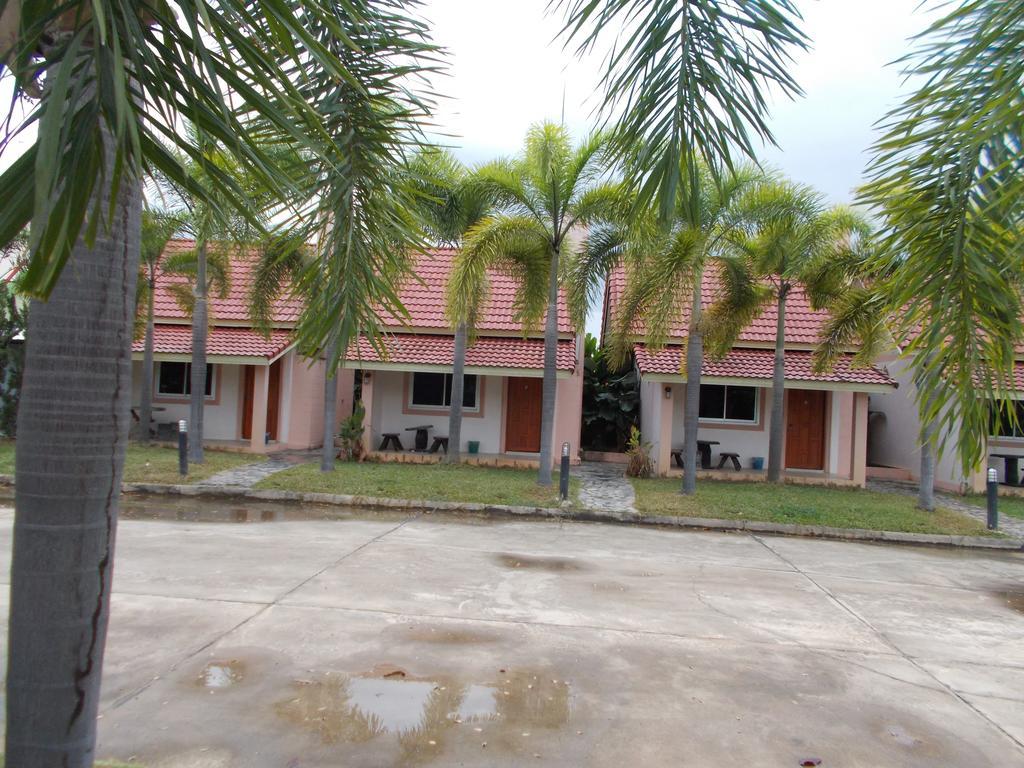 Hotel A.P.Garden Kalasin Exterior foto