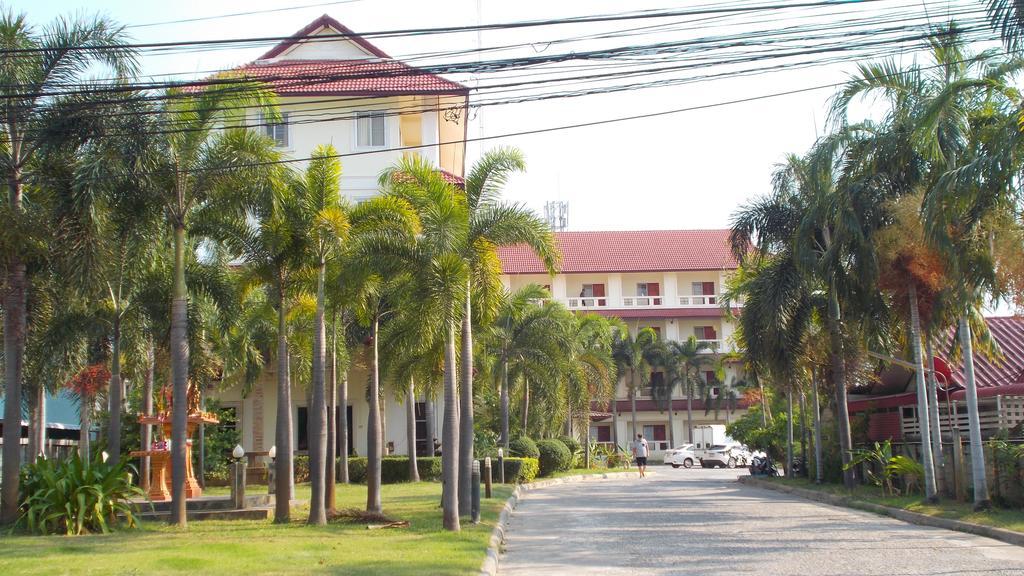 Hotel A.P.Garden Kalasin Exterior foto