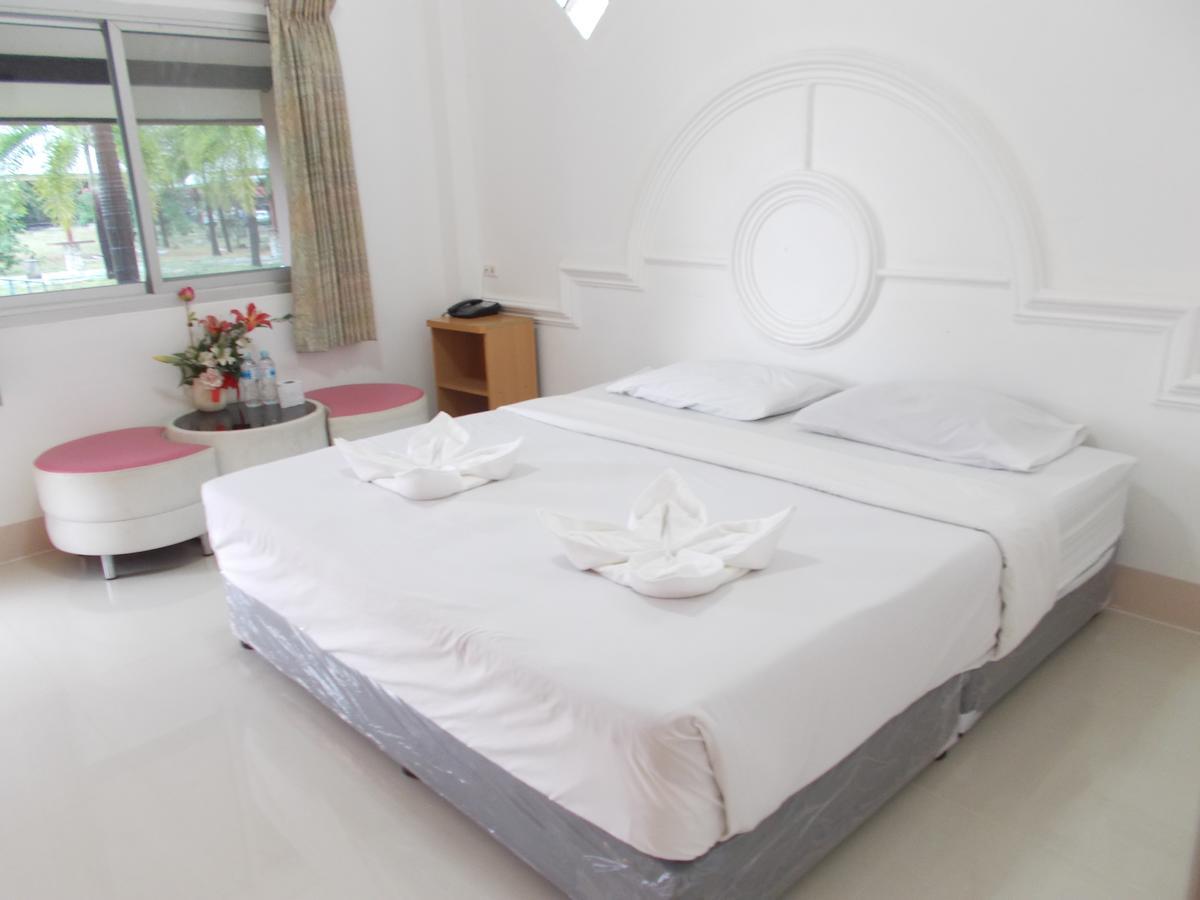 Hotel A.P.Garden Kalasin Zimmer foto