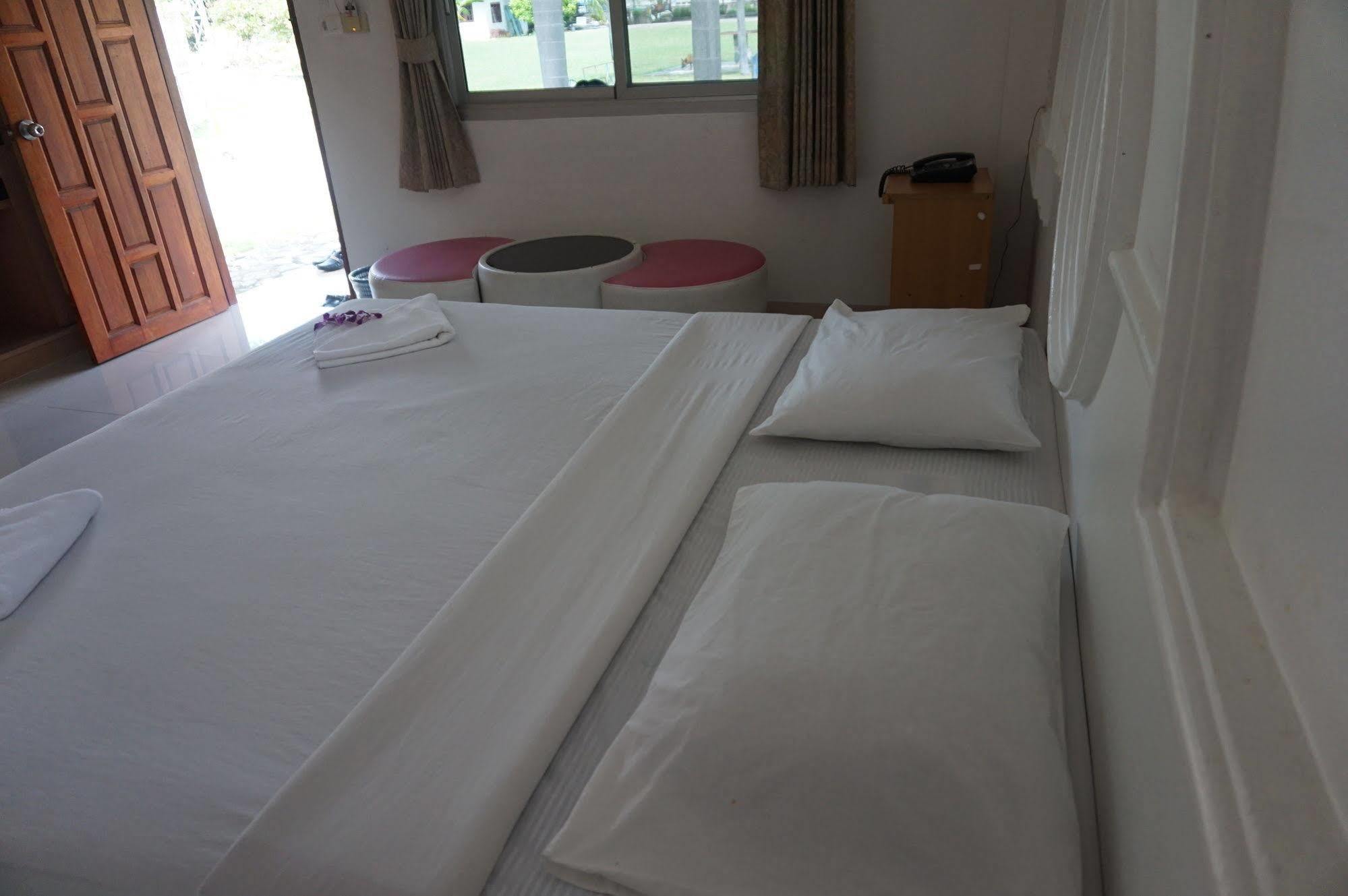 Hotel A.P.Garden Kalasin Exterior foto